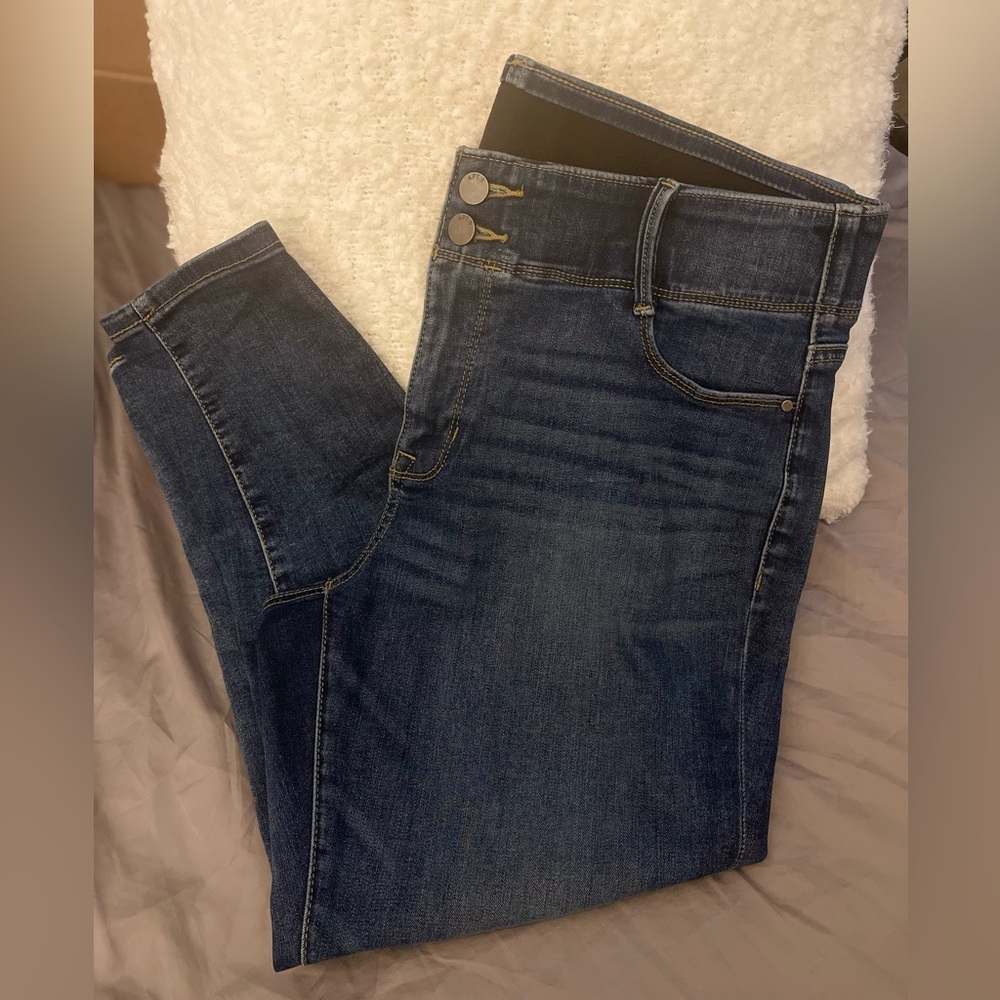 Apt. 9 Women's High Rise Dark Blue skinny crop Jeans